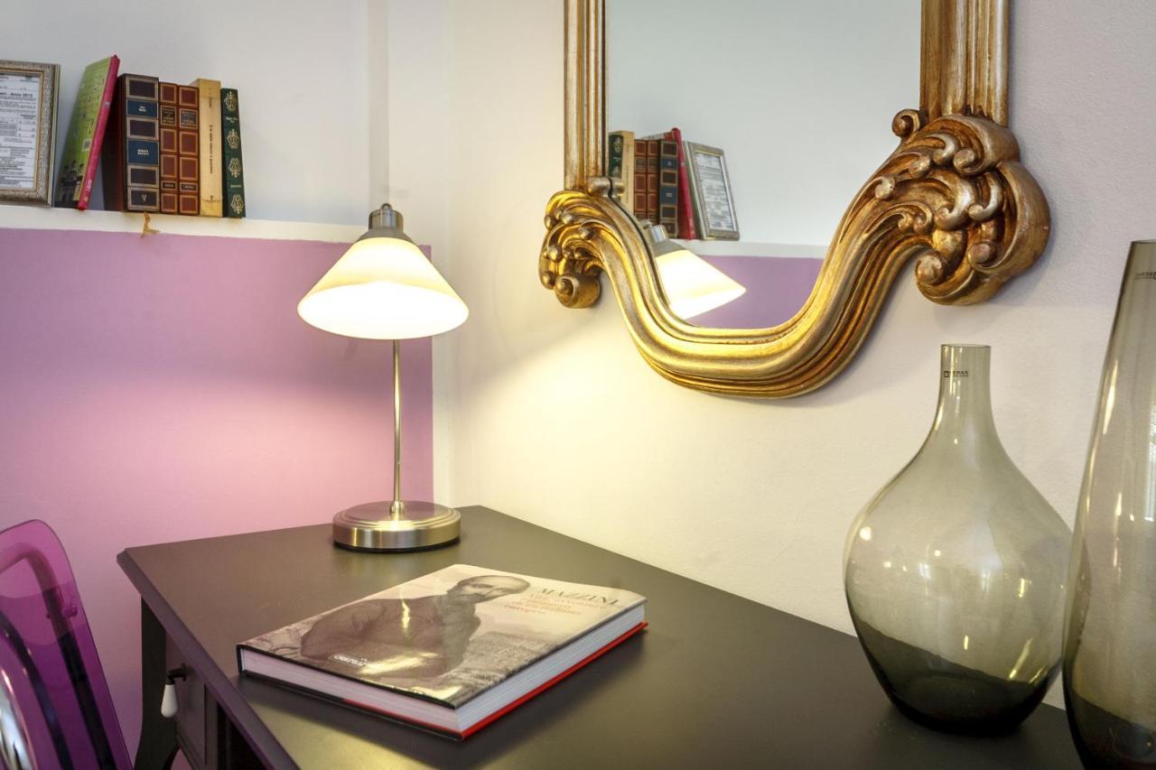 Girovagando B&B Genoa Bagian luar foto