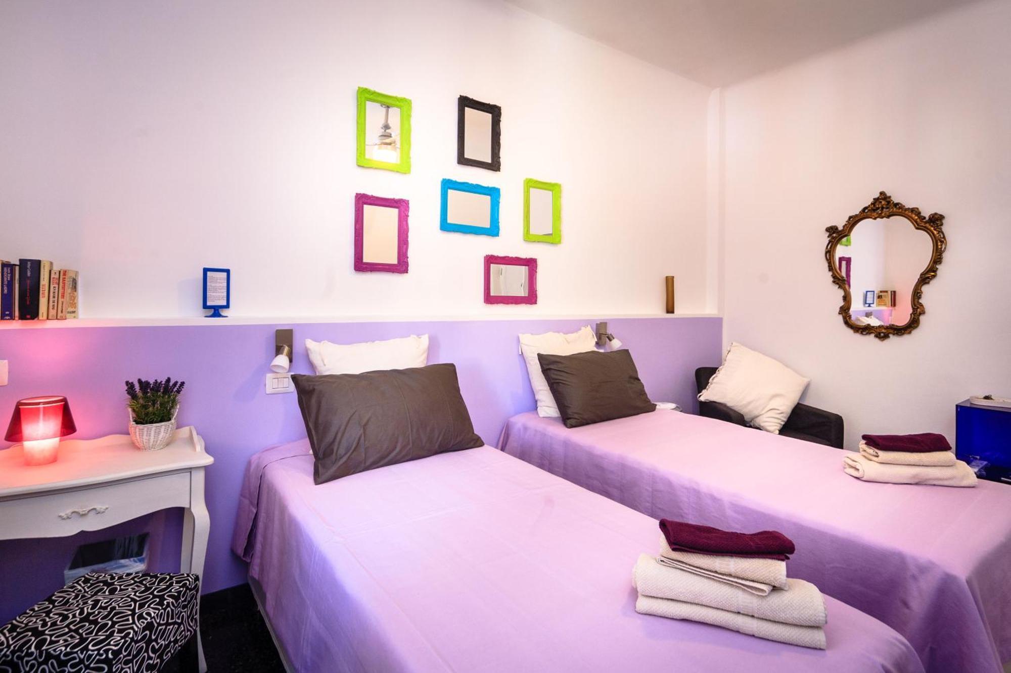 Girovagando B&B Genoa Ruang foto